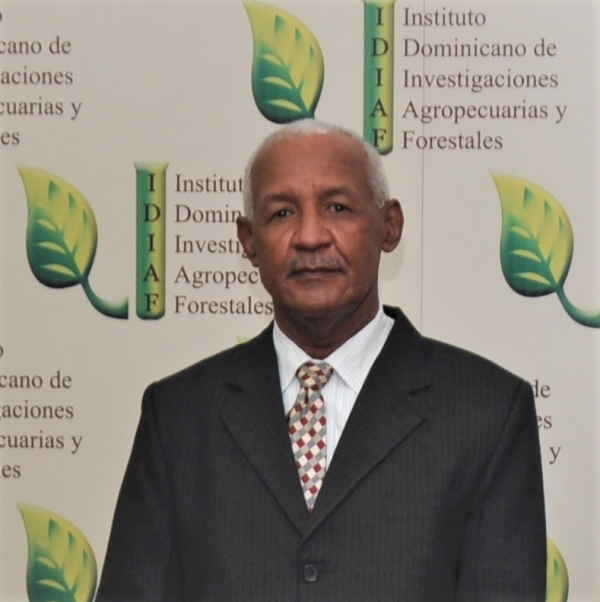 Presidente Luis Abinader nombra al doctor Eladio Arnaud como director ejecutivo del Idiaf