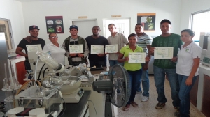 Idiaf capacita en muestreo y diagnóstico de plagas y enfermedades a estudiantes de agronomía de Universidad Iteco